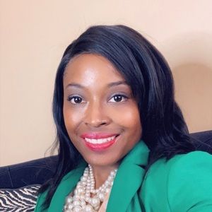 Meet your Posher, Candace